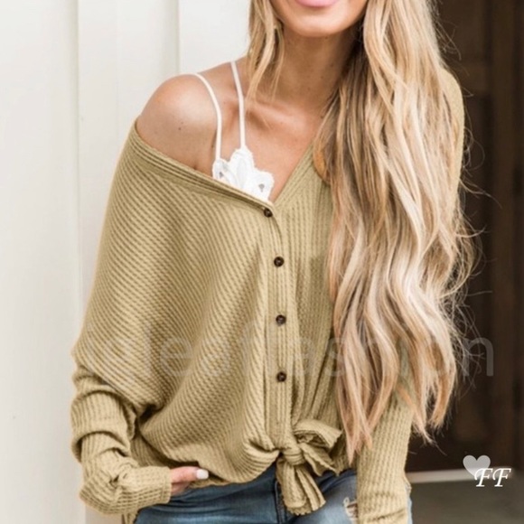 Knit Waffle Weave Button Down Blouse Cardigan - Picture 4 of 4